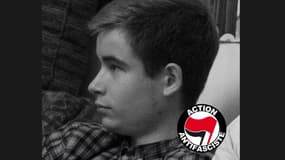 Violemment agressé par des militants d'extrême droite, Clément Méric, 18 ans, se trouvait toujours jeudi matin entre la vie et la mort.