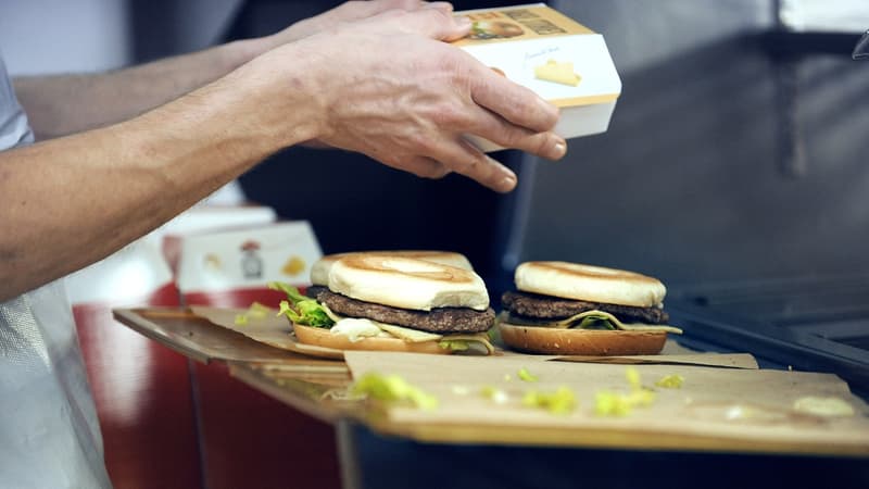 Burgers, nuggets... L'UFC-Que Choisir pointe un manque de transparence des fast-food sur les additifs