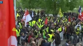 Européennes: "Nous sommes là pour casser le système politique", les deux listes "gilets jaunes" veulent croire à une surprise