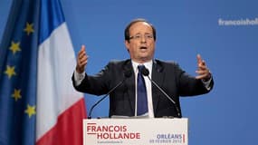 Dans un discours à Orléans, le candidat socialiste à l'élection présidentielle, François Hollande, a proposé jeudi "un nouveau contrat entre l'école et la Nation" à même de résorber la "dette éducative" creusée selon lui par l'actuel gouvernement. Il a no