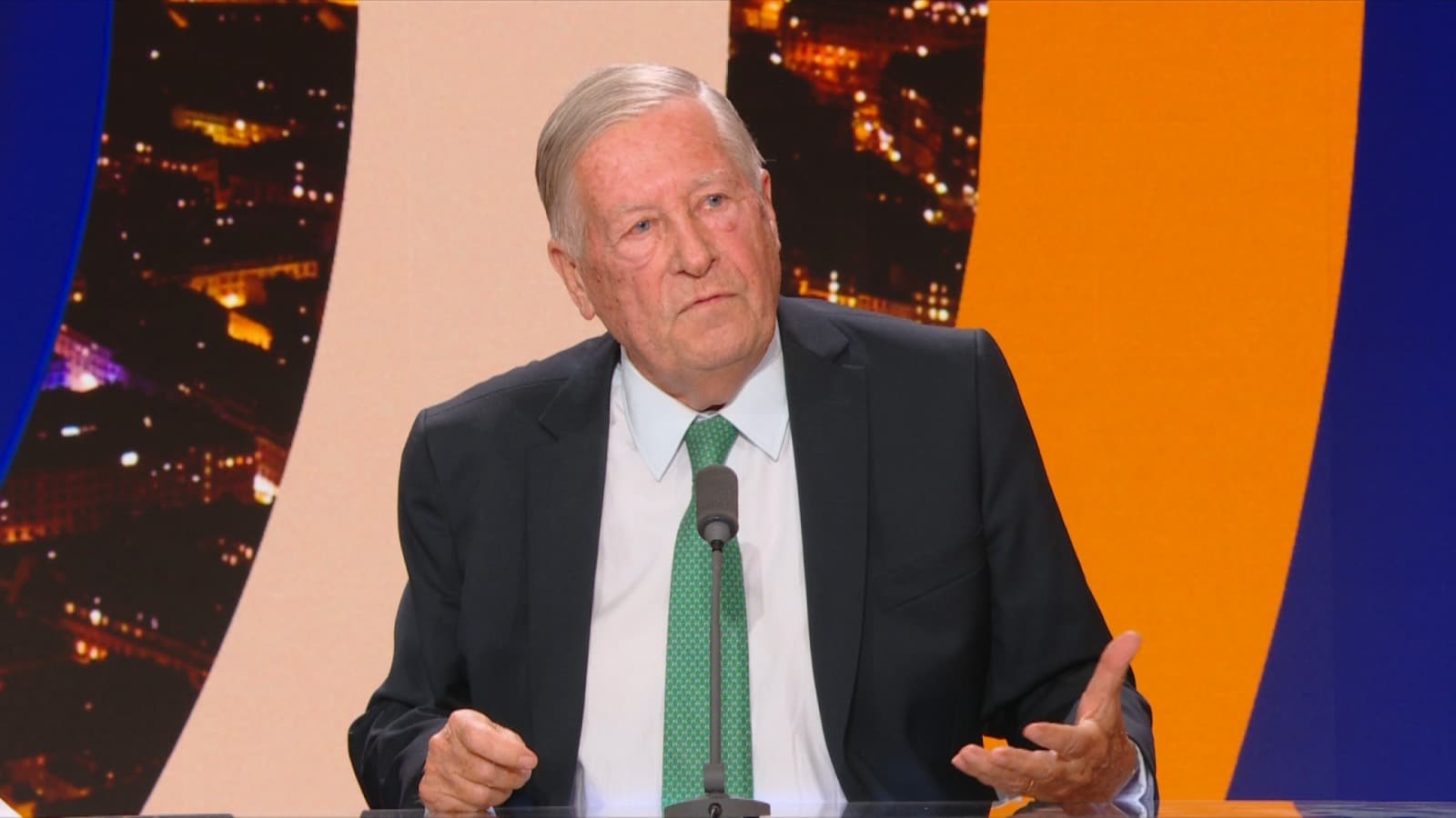 "Il était inépuisable" Alain Duhamel réagit à la mort de JeanPierre