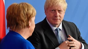 Angela Merkel et Boris Johnson se sont entretenu par téléphone ce mardi alors que de difficiles négociations se tiennent à Bruxelles pour éviter un "no deal" le 31 octobre