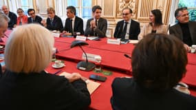 Le gouvernement réuni au complet pour un séminaire présidé par Gabriel Attal à Matignon, le 10 février 2024