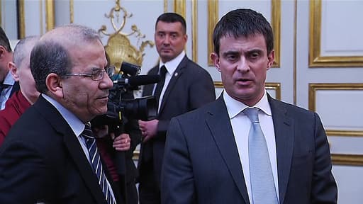 Manuel Valls lors de la cérémonie des vœux aux autorités religieuses à l'Elysée, mardi 7 janvier.