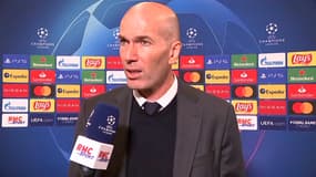 Zinedine Zidane au micro de RMC Sport