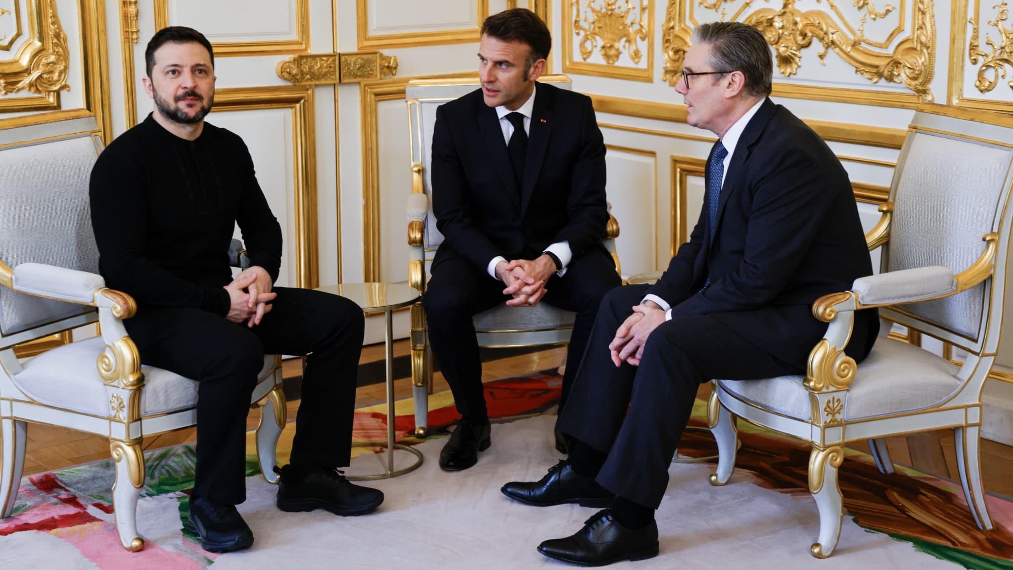 Emmanuel Macron reçoit Volodymyr Zelensky et Keir Starmer à l'Élysée pour un sommet sur l'Ukraine, le 27 mars 2025 Emmanuel Macron reçoit Volodymyr Zelensky et Keir Starmer à l'Élysée pour un sommet sur l'Ukraine, le 27 mars 2025