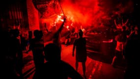 Les supporters de Liverpool réunis devant Anfield