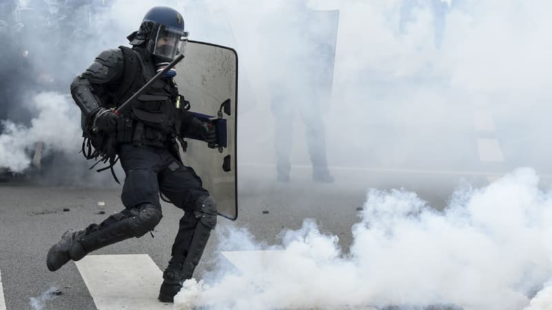 Tensions à Nantes lors d'un rassemblement de gilets jaunes, le 11 mai 2019