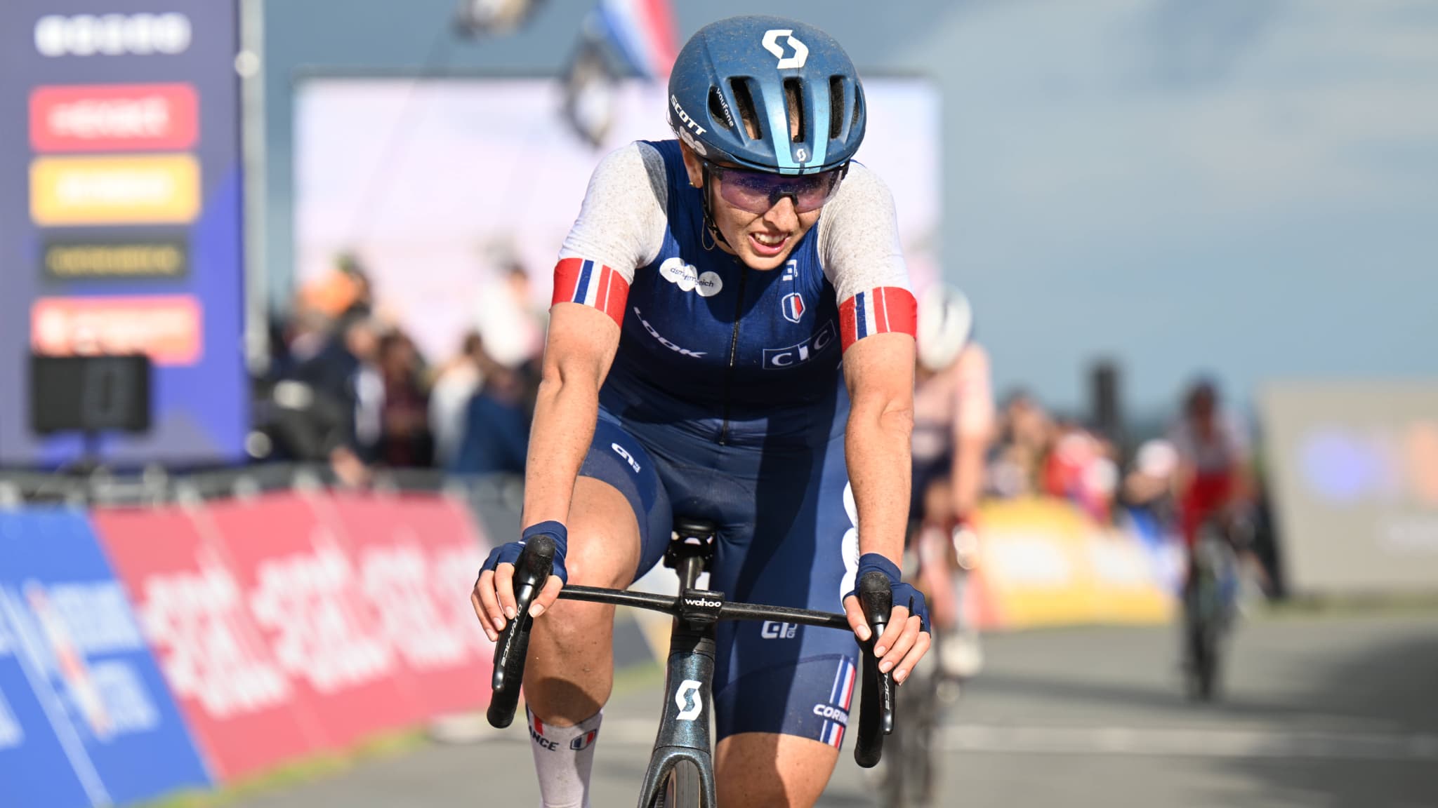 DIRECT. CHAMPIONNAT D'EUROPE DE CYCLISME: LABOUS, VOLLERING, SUIVEZ LA COURSE EN LIGNE ÉLITE FEMMES EN LIVE