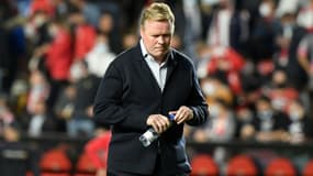 L'entraîneur néerlandais de  Barcelone, Ronald Koeman, lors du match de Liga face au Rayo Vallecano, le 27 octobre 2021 à Madrid