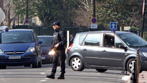Aux abords du domicile de Mohamed Merah, en mars 2012.