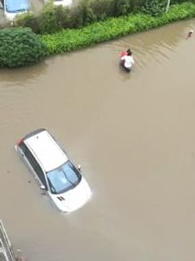 Inondation de grande ampleur à Longjumeau - Témoins BFMTV