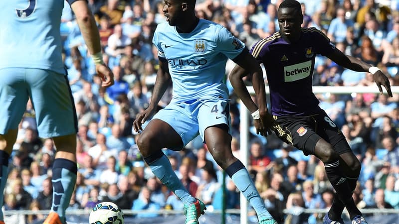 Yaya Touré annonce qu'il reste à Manchester City