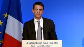 Manuel Valls, le 28 avril 2014 présentait des mesures adoucissant son plan d'économies.