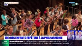Paris: les enfants de l'orchestre Demos répètent à la Philharmonie