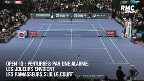 Open 13 : Perturbés par une alarme, les joueurs envoient les ramasseurs sur le court 1