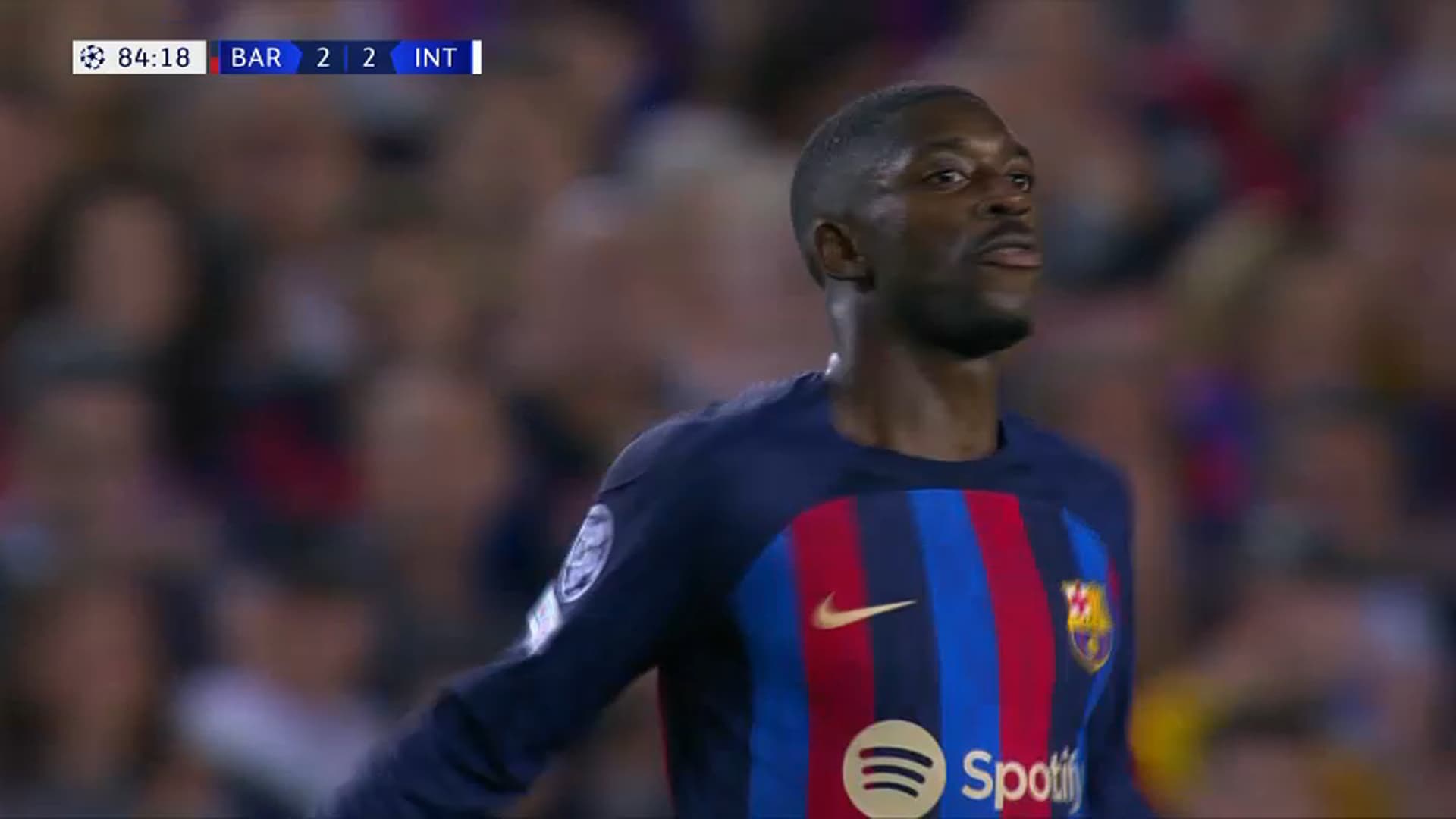 Ousmane Dembélé surpris en train d'insulter Nicolo Barella