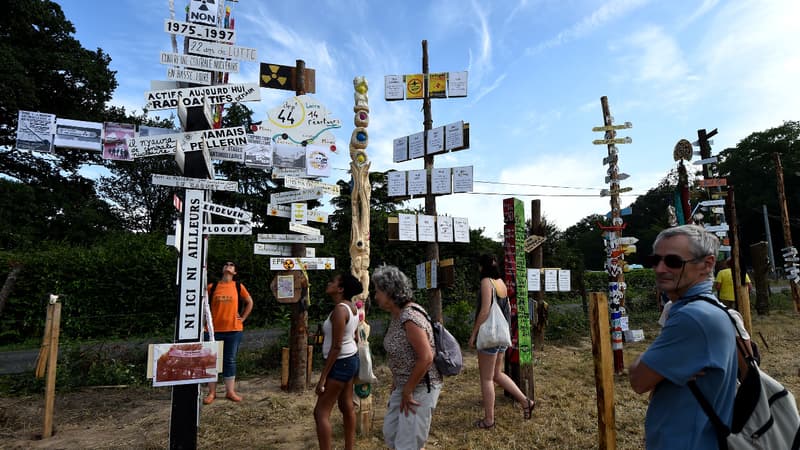 La ZAD de Notre-Dame-des-Landes est occupée actuellement par environ 300 personnes.