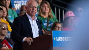Le candidat démocrate à la vice-présidence, le gouverneur du Minnesota Tim Walz, s'exprime lors du Laborfest, le 2 septembre 2024 à Milwaukee, dans le Wisconsin.