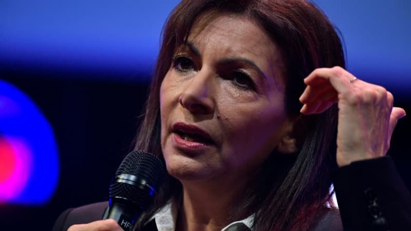 EN DIRECT- Présidentielle: Anne Hidalgo a "consciente que le PS est rentré dans cette campagne de façon affaiblie"
