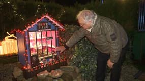 Cet homme a construit un village de Noël féérique dans son jardin