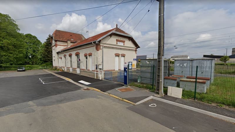 La gare de Donchery (Ardennes)