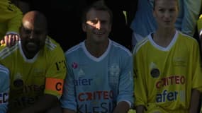 Emmanuel Macron avant le match 