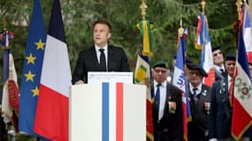 Le président Emmanuel Macron rend hommage le 7 avril 2024 aux résistants du plateau des Glières, à Thônes, en Haute-Savoie. 
