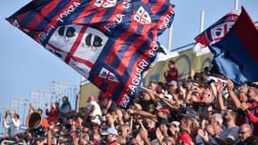 Des supporters de Cagliari, à la Sardegna Arena le 20 octobre 2019