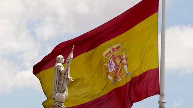 Deux régions espagnoles, exsangues, appellent Madrid à l'aide pour se financer.