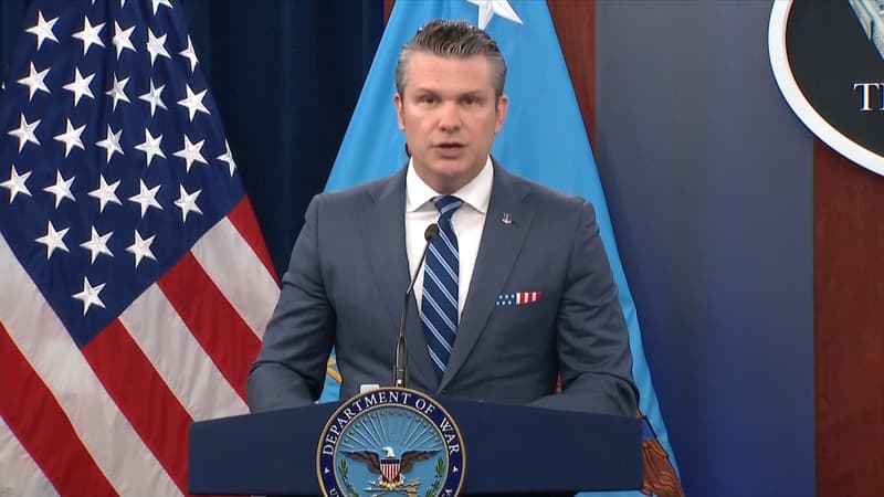 Le ministre américain de la Défense met en garde Cuba lors d'un déplacement à Guantanamo