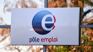 Les déclarations d'embauche ont chuté de 22,6% en mars