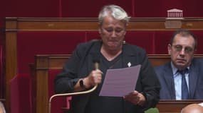 Attaque au couteau à Arras: l'émotion de la députée Agnès Carel (Horizons), ancienne enseignante