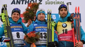Quentin Fillon-Maillet, Alexander Loginov et Martin Fourcade