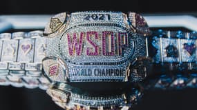 Gros overbet au Day 1 des WSOP