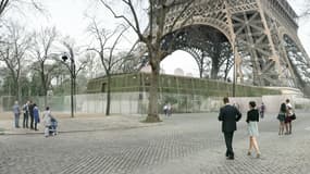 Le mur de verre autour de la Tour Eiffel va voir le jour.