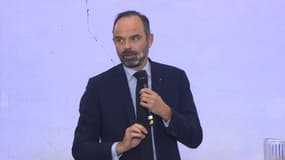 Un professeur interrompt Édouard Philippe lors d'un débat sur la réforme des retraites à Nancy