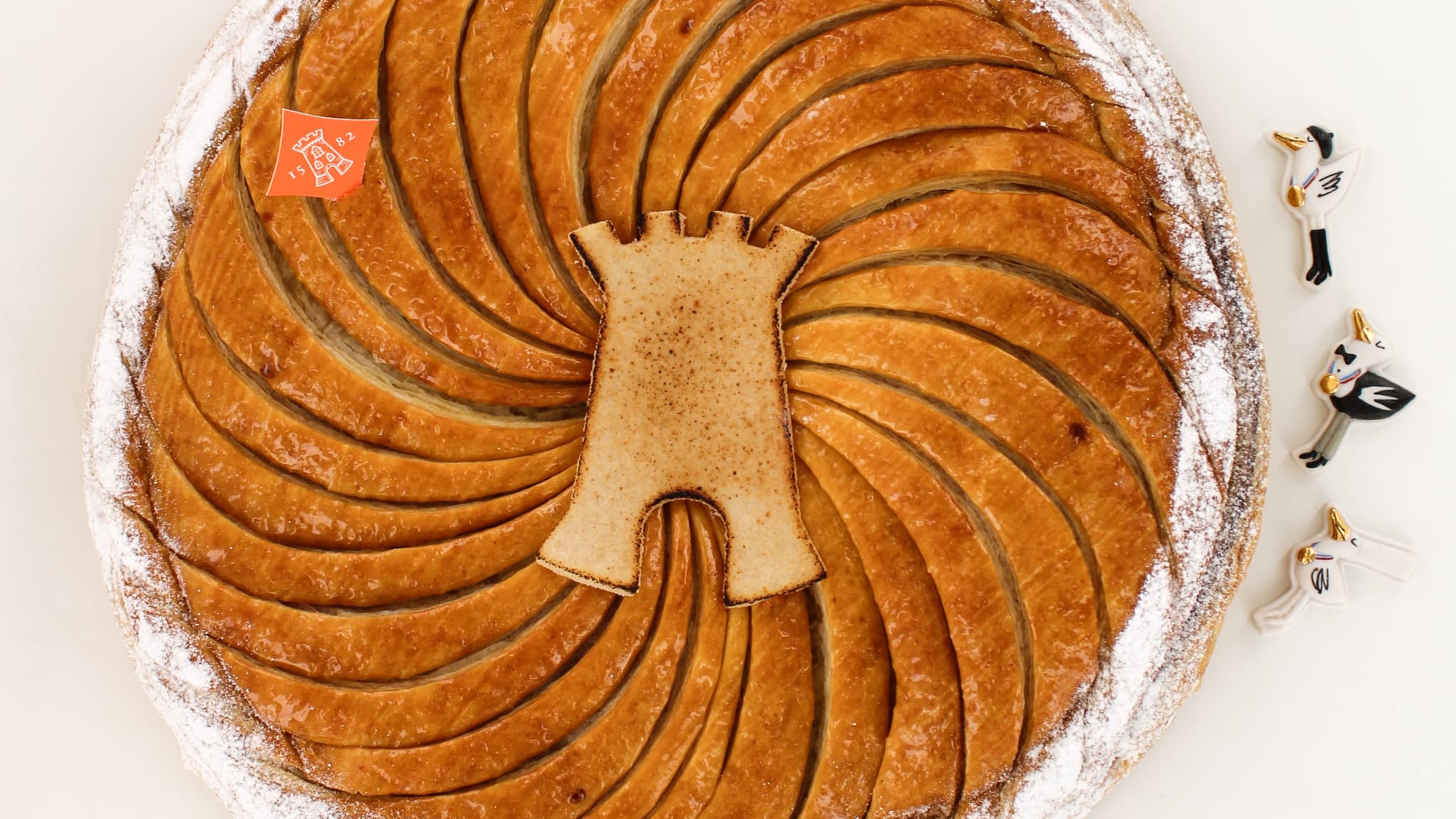 Galette des rois, La Tour d'Argent Galette des rois, La Tour d'Argent