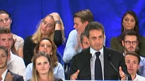 Nicolas Sarkozy a été interpellé par des étudiants gabonais lors d'un meeting, le 21 septembre 2016.