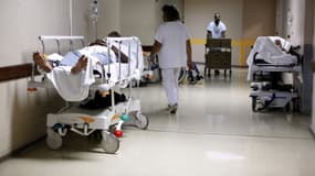 Le couloir du service des urgences du CHU de Fort-de-France en Martinique (Photo d'illustration).