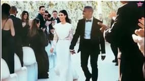 Kim Kardashian pleurait pendant son mariage, confie Kris Jenner