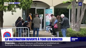 La vaccination ouverte à tous les adultes 