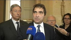Jacob appelle Valls à "prendre des vacances" si besoin