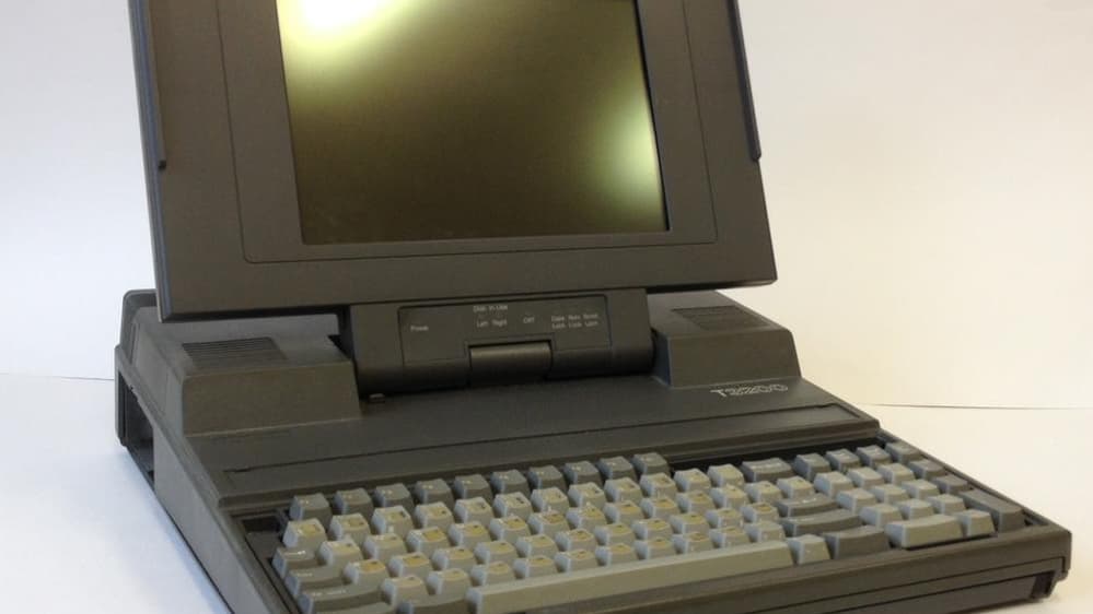 Le premier ordinateur de François Fillon était un Toshiba T3200, acquis en 1987. Le premier ordinateur de François Fillon était un Toshiba T3200, acquis en 1987.