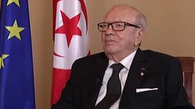 Le président tunisien demande aux touristes de ne pas céder à la peur et de se rendre en Tunisie.