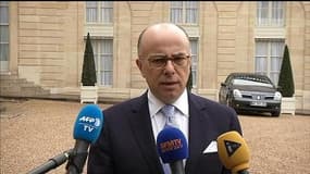 Les annonces de Cazeneuve pour renforcer le dialogue avec l'islam: instance, diplômes et recherche