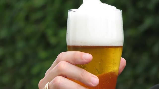 Les Français aiment de plus en plus déguster des bières.