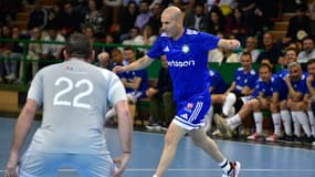 Zinedine Zidane lors d'un match de futsal caritatif à Limoges, le 19 mars 2025