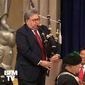 Le ministre de la Justice américain a surpris tout le monde en entonnant un morceau de cornemuse