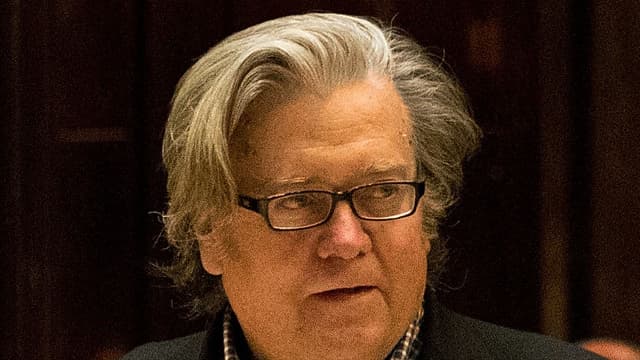 Steve Bannon dans le lobby de la Trump Tower, à New York, le 11 novembre 2016.